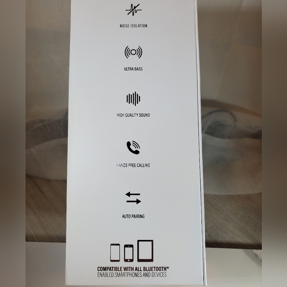 NEW Airstream X Wireless Bluetooth High Definition Headphones Black - Picture 4 of 9